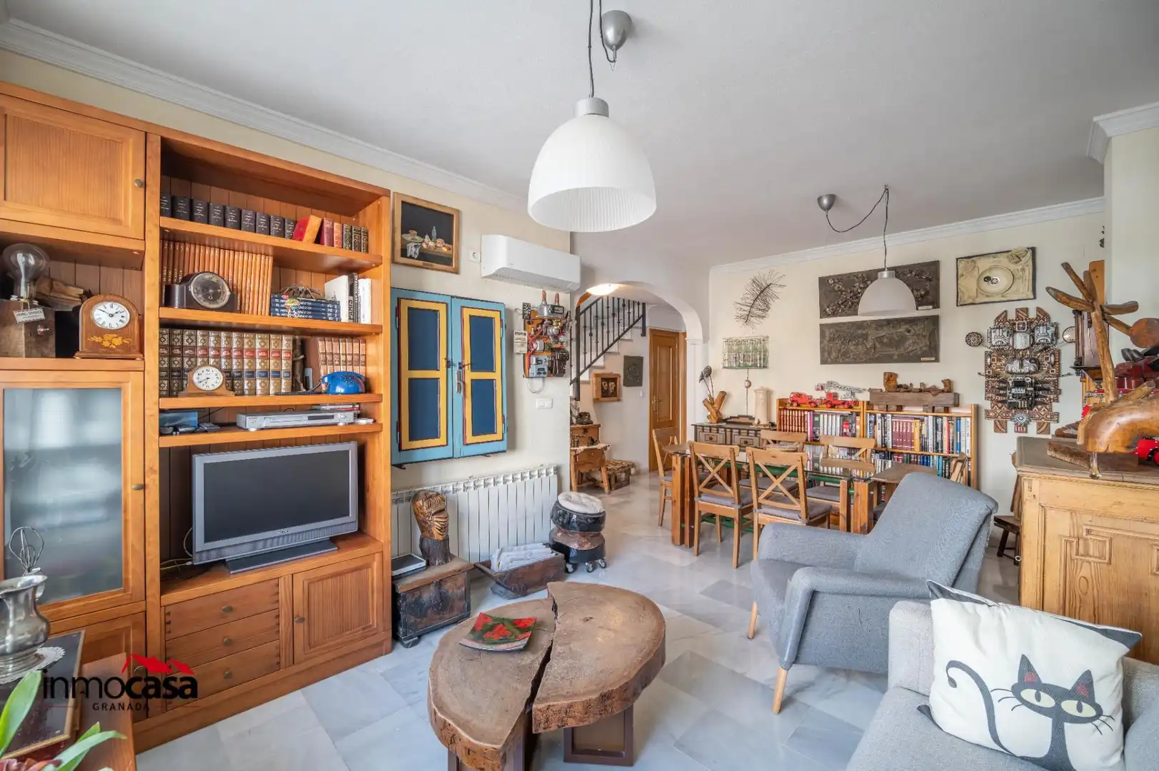 Wohnzimmer von Einfamilien-Reihenhaus zum Verkauf in Granada mit Klimaanlage
