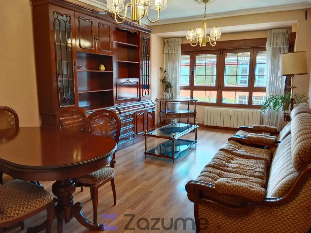 Sala de estar de Piso de alquiler en Siero con Aire acondicionado, Calefacción y Trastero