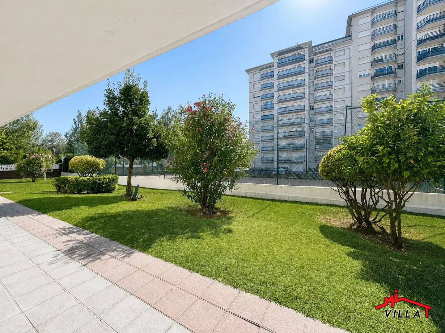 Terraza de Piso en venta en Laredo con Calefacción y Terraza