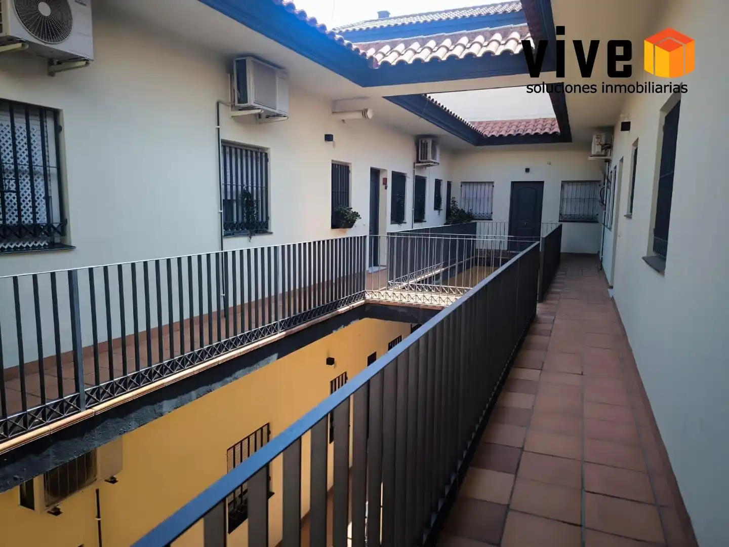 Balcony of Flat for sale in Sevilla  with Heating, Storage room and Furnished