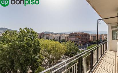 Exterior view of Flat for sale in  Granada Capital  with Air Conditioner, Terrace and Balcony