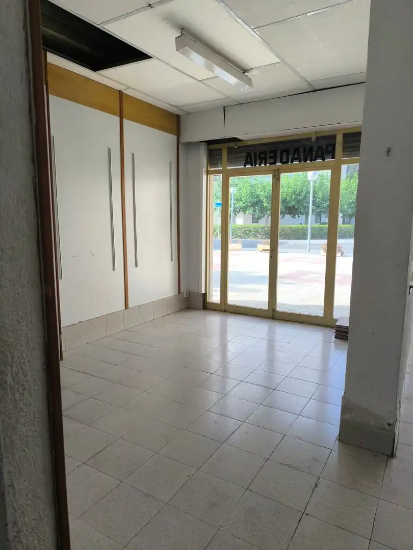 Business premises for sale in Alfredo kraus 1, imagen 5