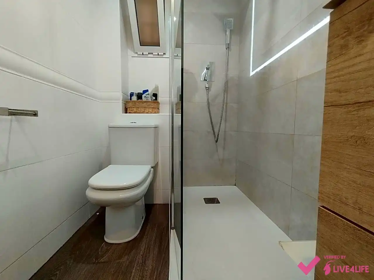 Flat for rent in De Cavite, La Malva-rosa