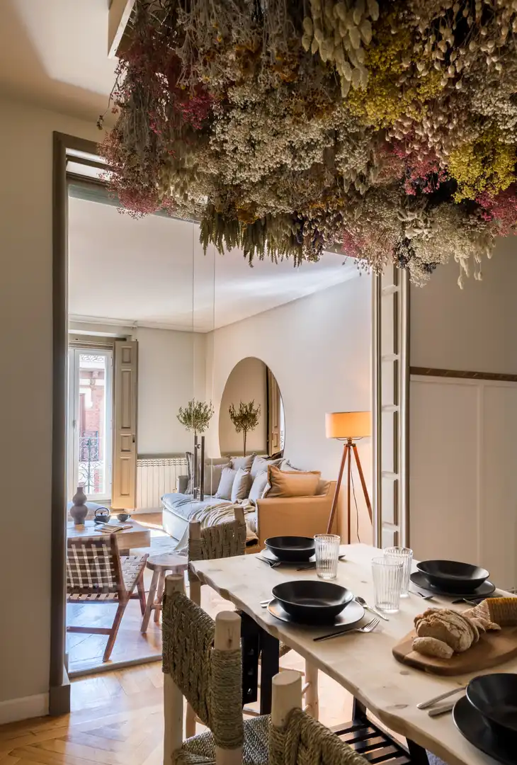 Sala d'estar de Apartament de lloguer en Madrid amb Aire condicionat, Calefacció i Moblat