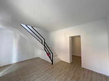 Haus zum Verkauf in Calle VICENTE RUIZ LLAMAS