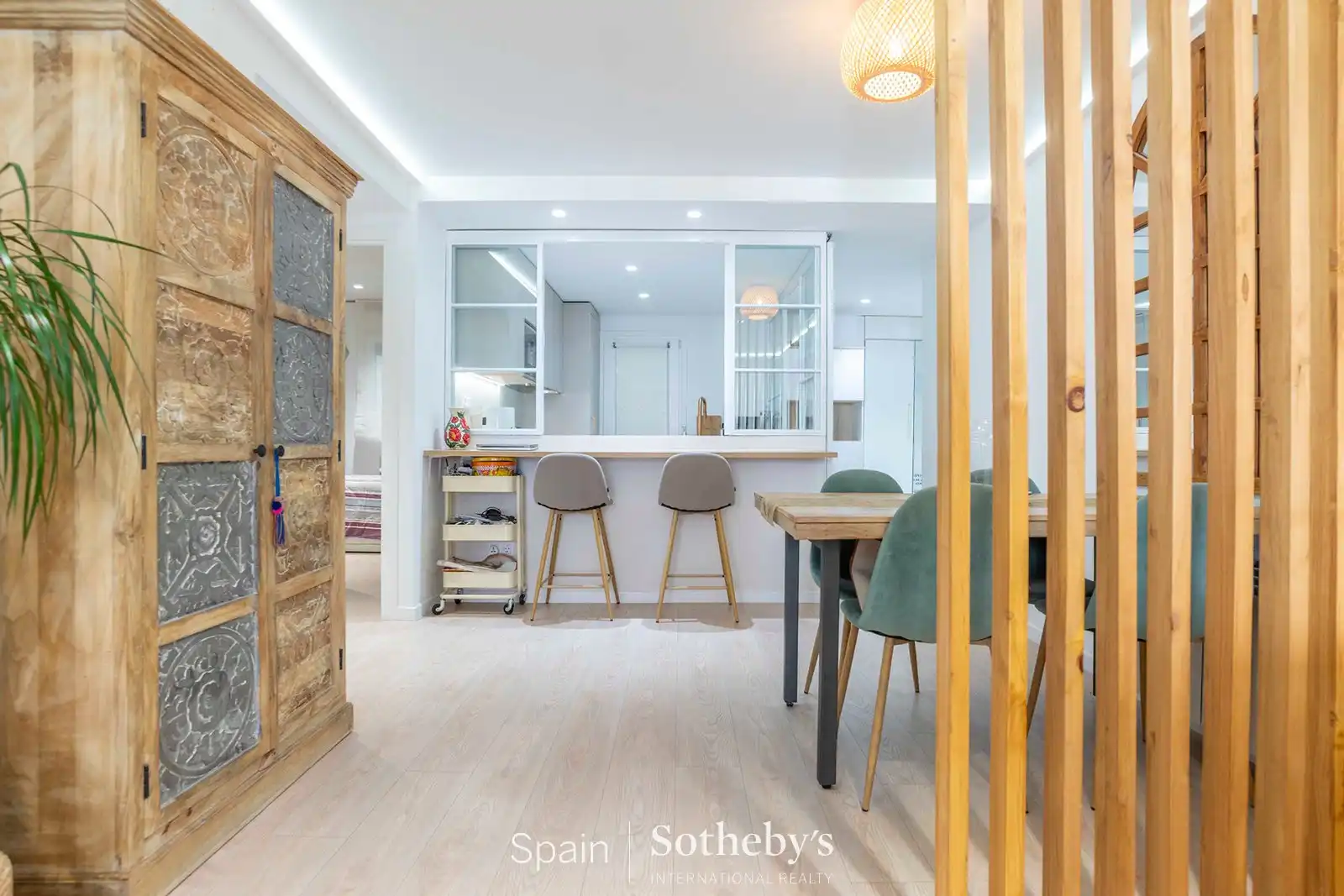 Cuina de Apartament en venda en Madrid amb Aire condicionat, Calefacció i Terrassa