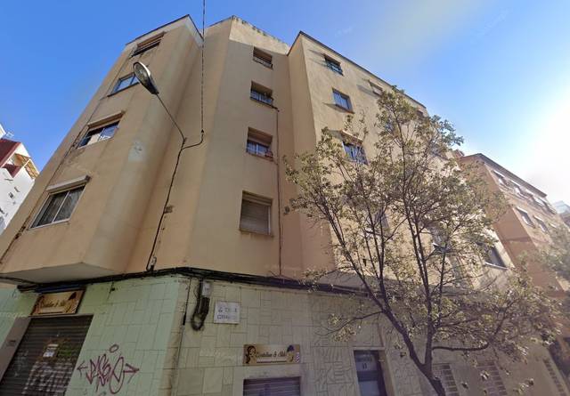 Piso en Venta en C/ Cervantes en Pubilla Cases