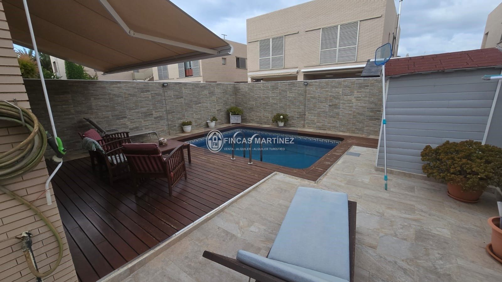 Piscina de Casa adosada en venda en Cambrils amb Terrassa, Traster i Balcó