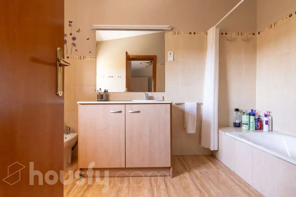 Casa amb terrassa en venda a Calle Girona ., imagen 31