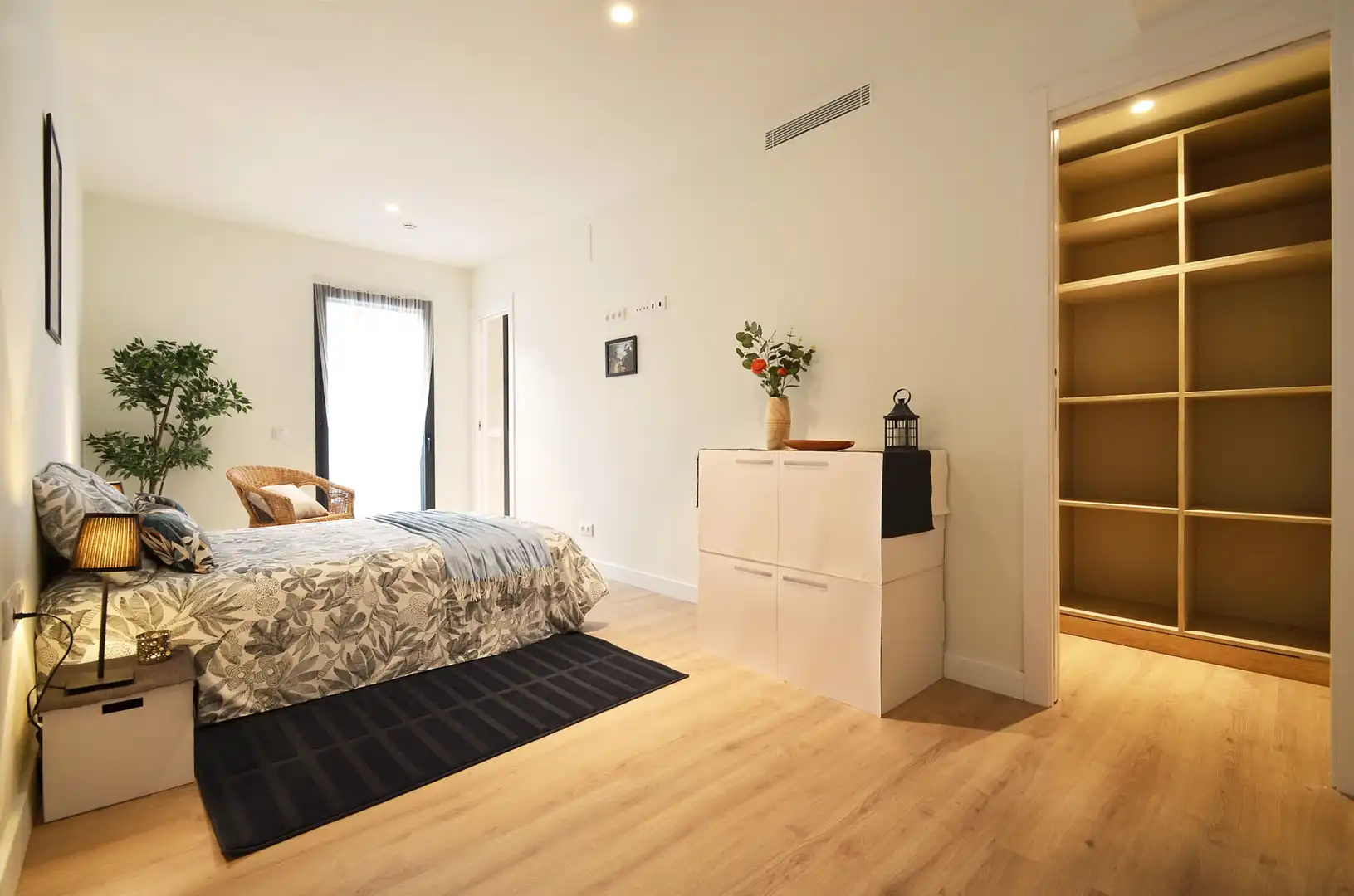 Dormitori de Apartament en venda en Barcelona amb Aire condicionat, Calefacció i Jardí privat