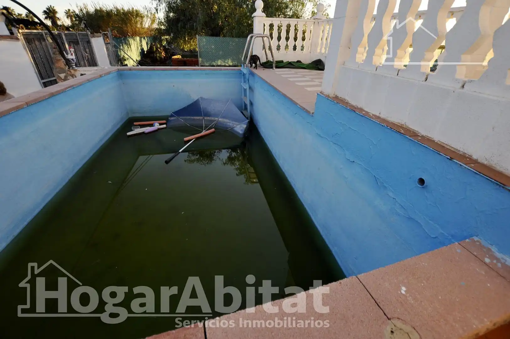 Piscina de Casa o chalet en venta en Sagunto / Sagunt con Calefacción, Jardín privado y Terraza