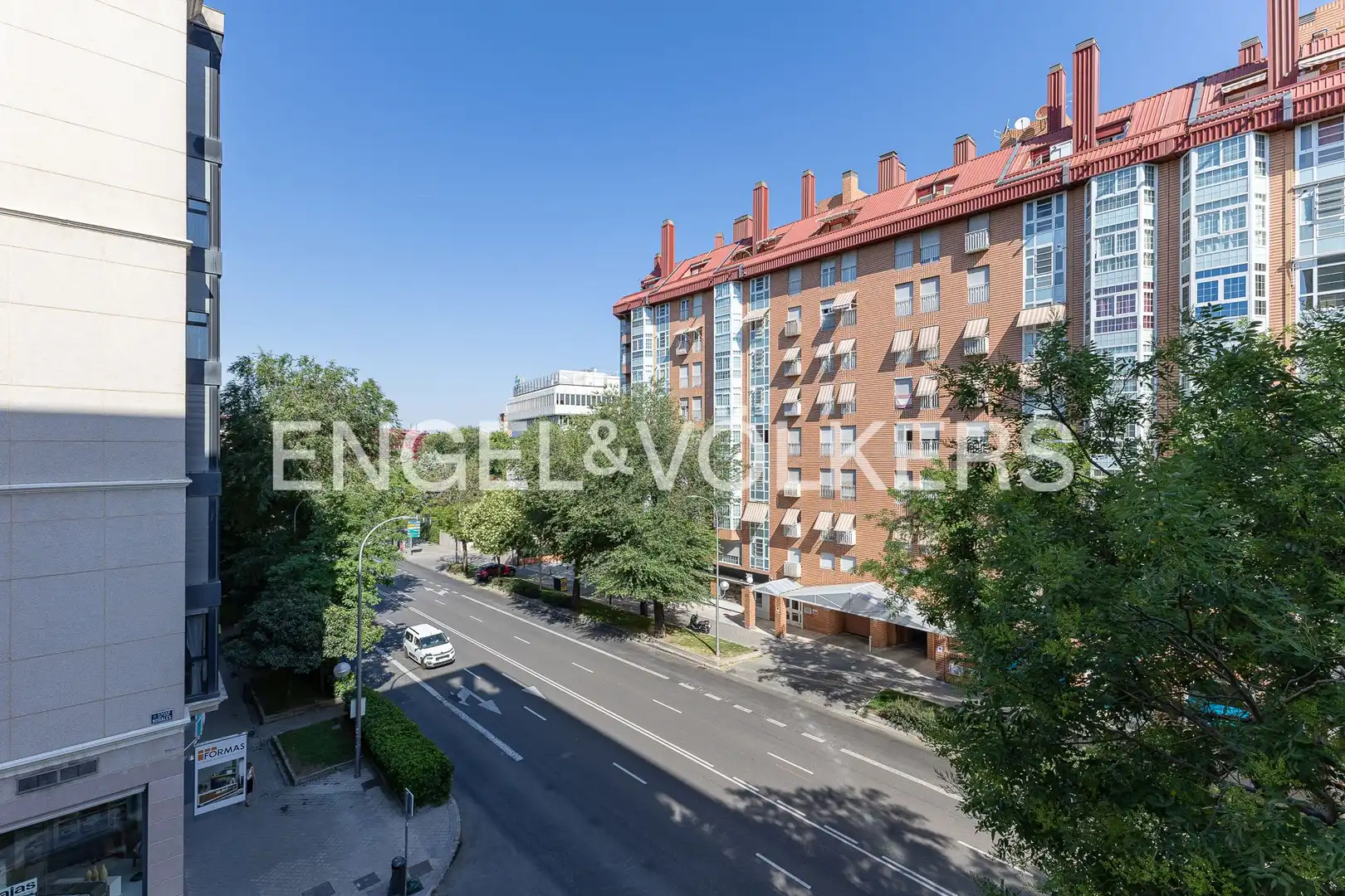 Vista exterior de Pis en venda en Madrid amb Aire condicionat, Calefacció i Parquet