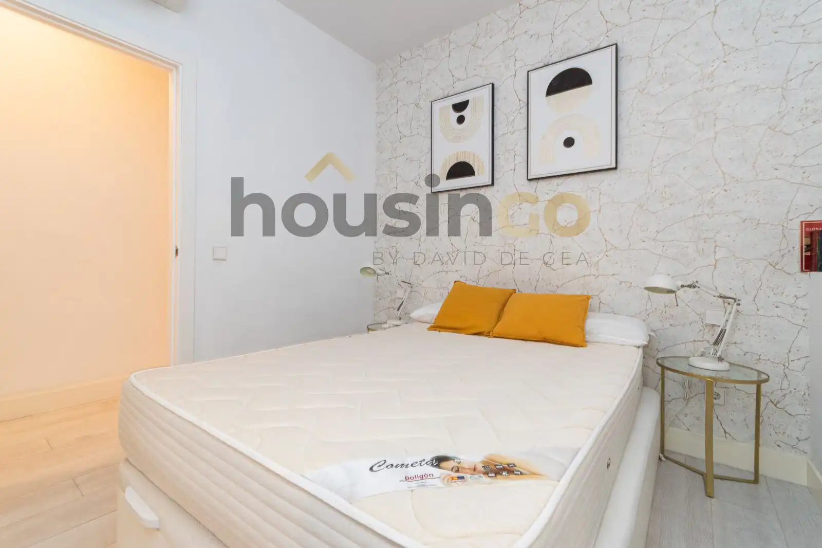 Bedroom of Flat for rent in Madrid  with Air Conditioner, Heating and Furnished