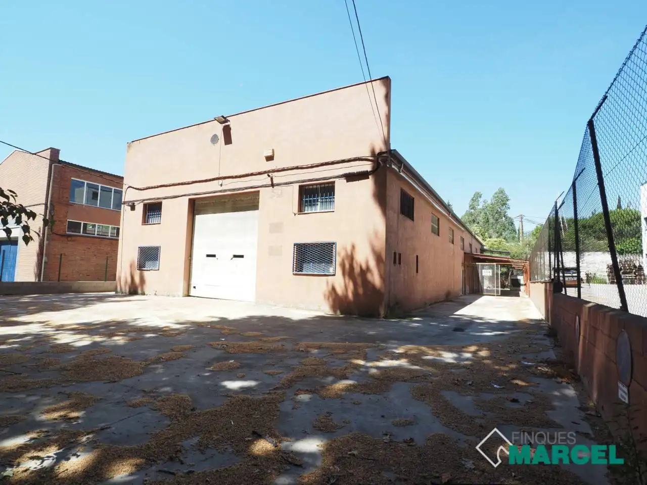 Außenansicht von Fabrikhallen zur Miete in La Roca del Vallès
