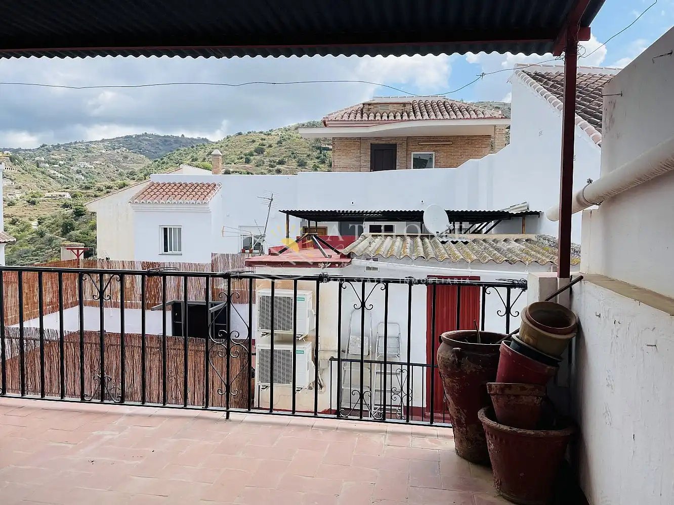 Außenansicht von Haus oder Chalet zum Verkauf in Torrox mit Terrasse