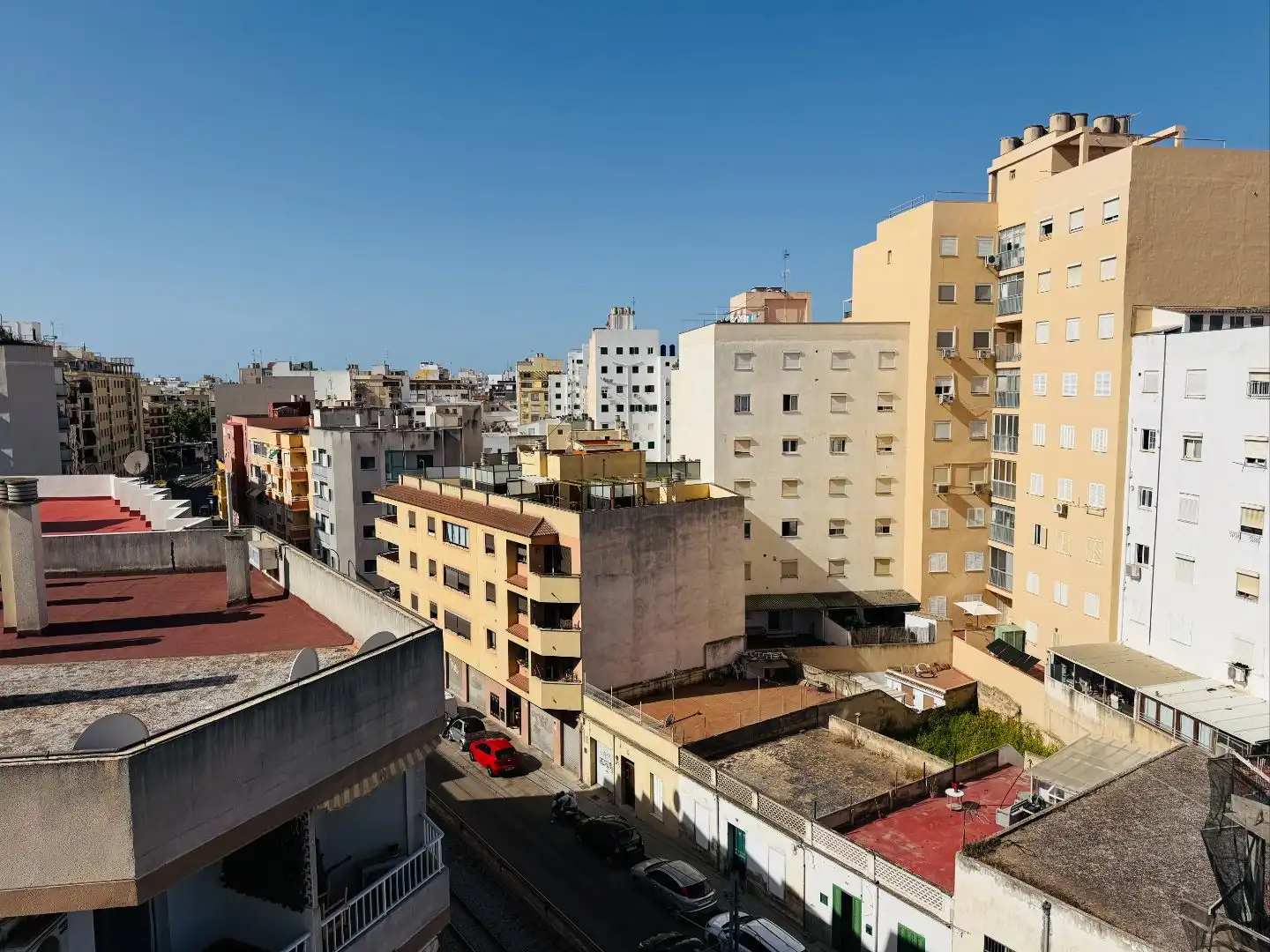 Vista exterior de Pis de lloguer en  Palma de Mallorca amb Aire condicionat, Parquet i Forn