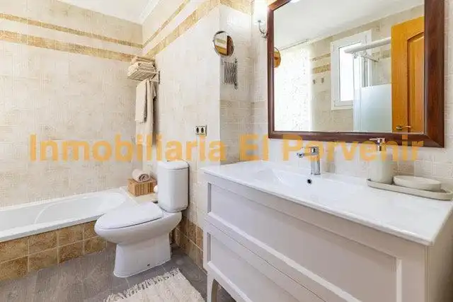 Baño de Casa o chalet en venta en Torrent con Aire acondicionado, Calefacción y Jardín privado