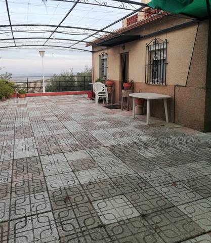 Casa-chalet en Venta en Valdeastillas - Fuentezuelas
