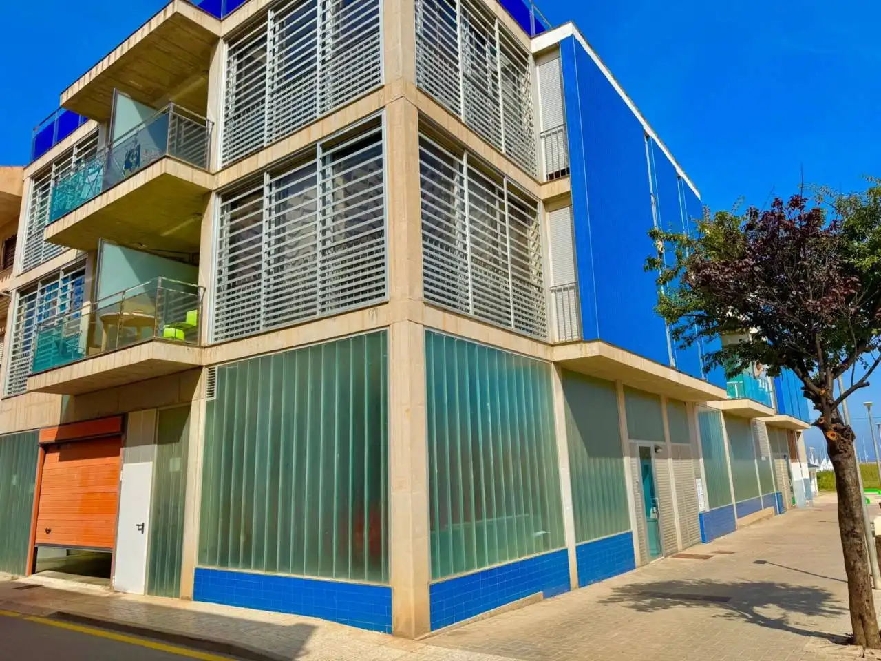 Vista exterior de Piso en venta en Cartagena con Amueblado y Balcón