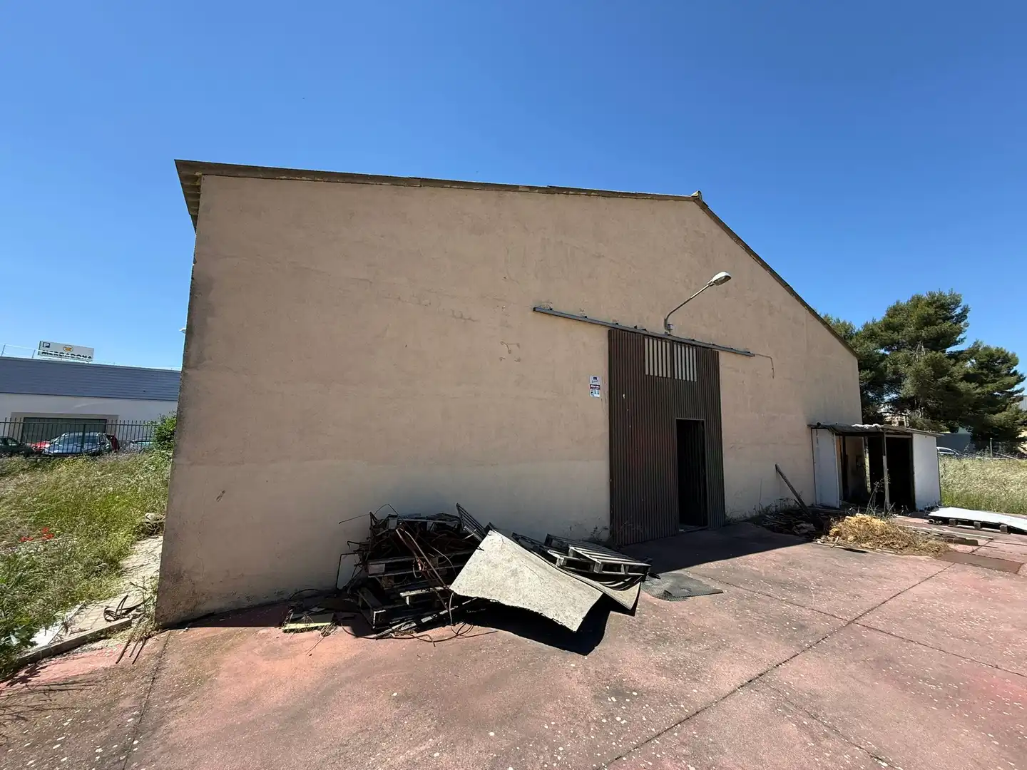 Local en venta en CR. YEPES, Zona Entrada - Gasolineras