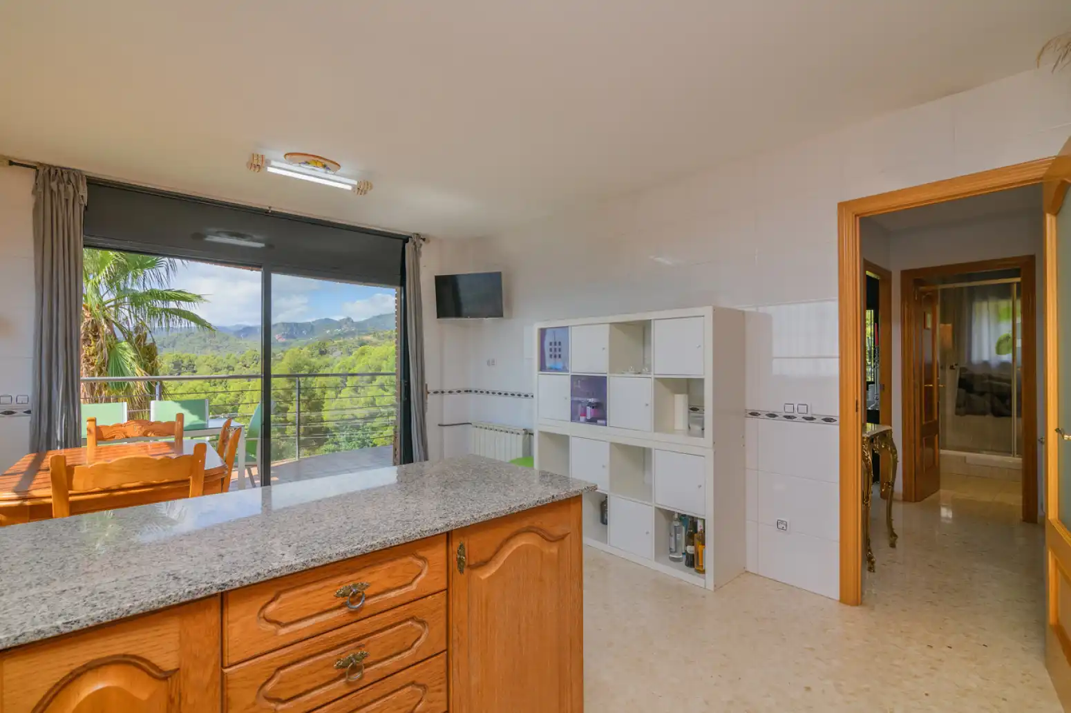 Cocina de Casa o chalet en venta en Viladecans con Terraza, Piscina y Balcón