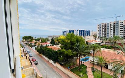 Exterior view of Apartment to rent in Torrevieja  with Air Conditioner and Balcony