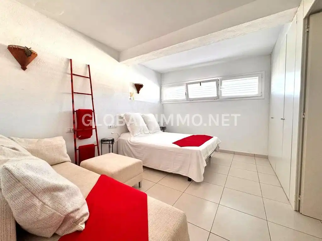 Dormitori de Casa o xalet en venda en Roses amb Aire condicionat, Calefacció i Terrassa