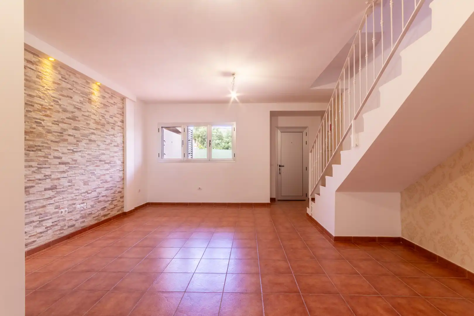 Casa amb terrassa en venda a Calle Amagro, imagen 7