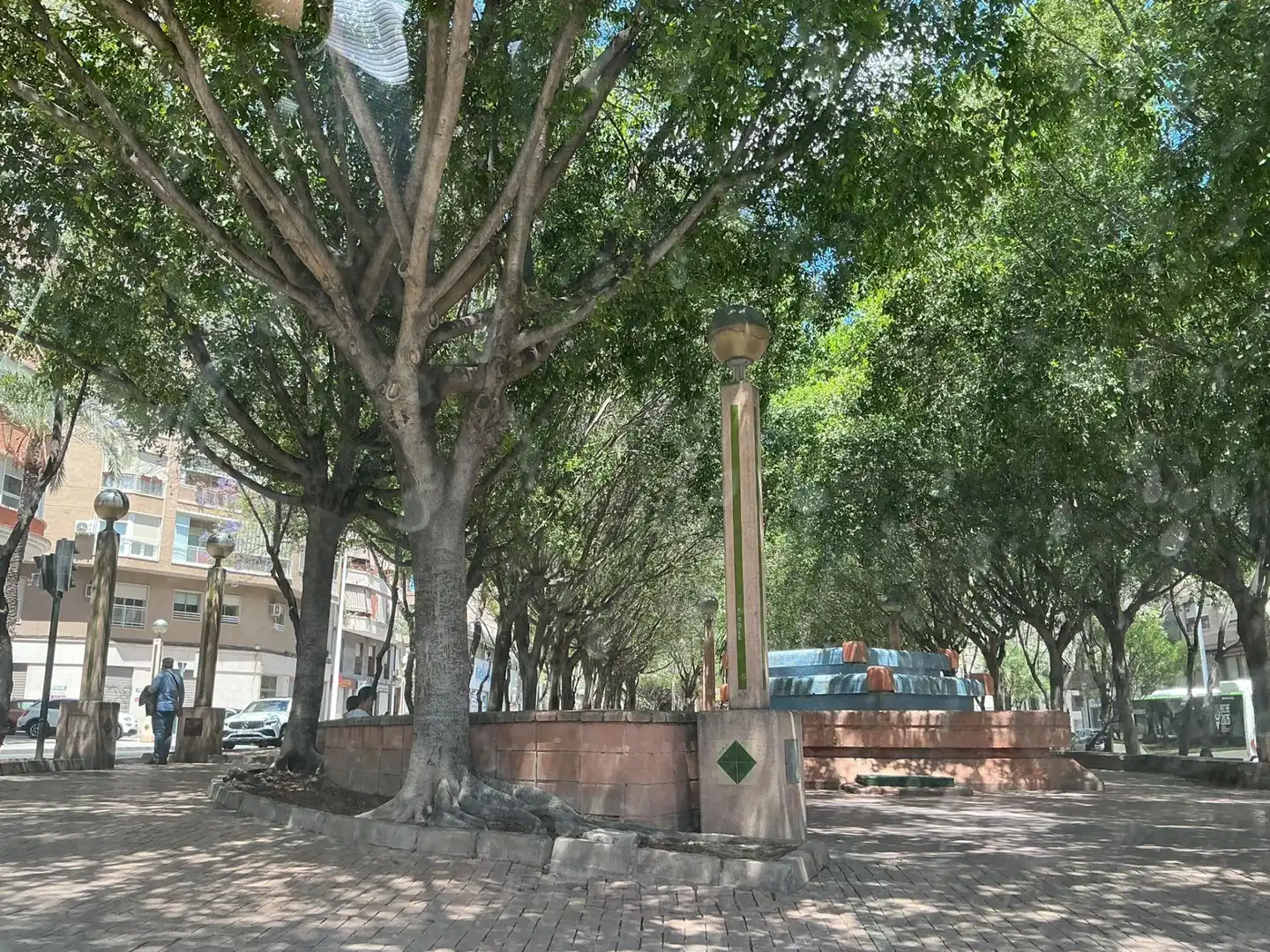Vista exterior de Pis en venda en Elche / Elx amb Balcó