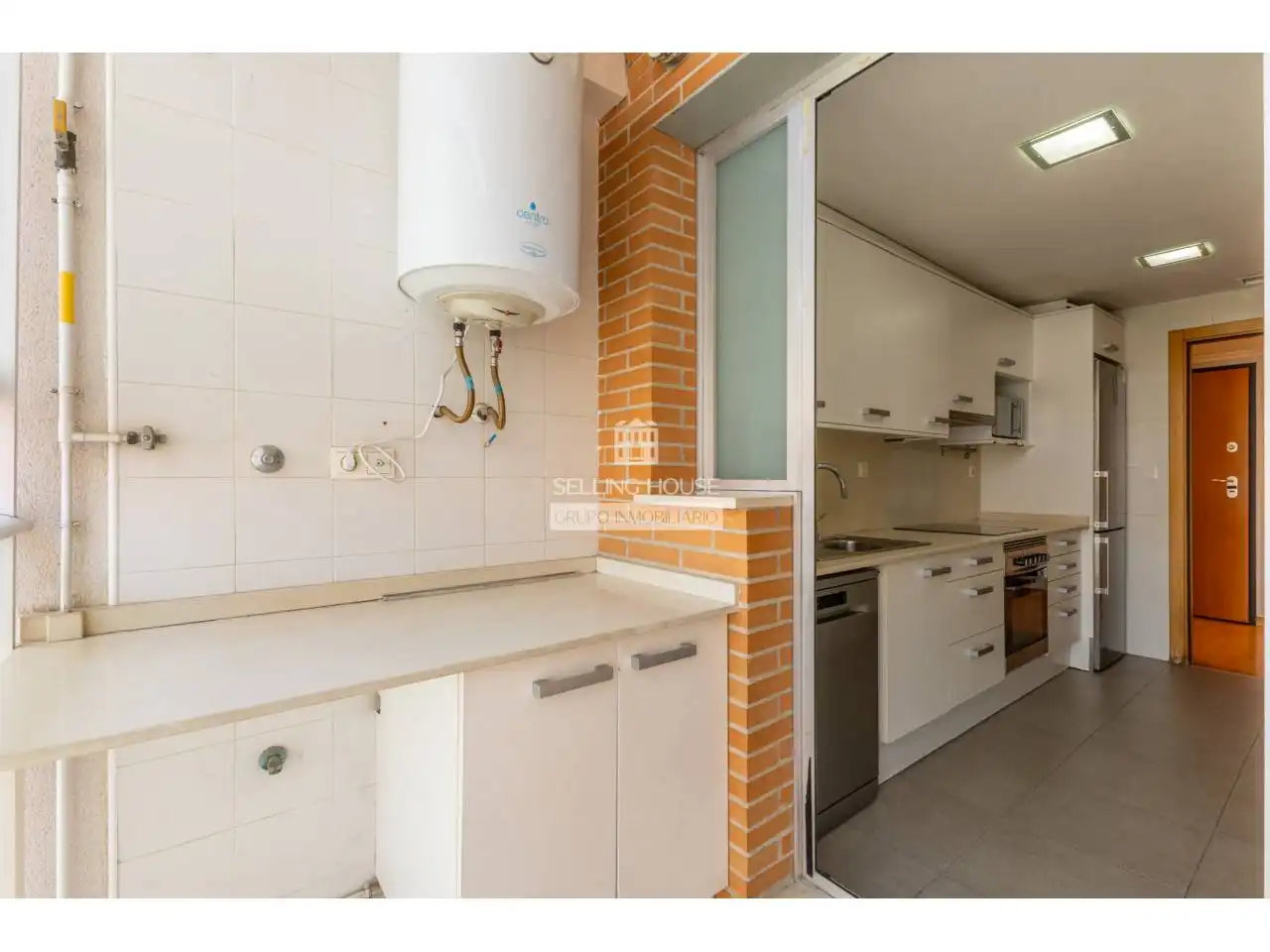 Küche von Wohnung zum Verkauf in Valencia mit Klimaanlage, Heizung und Parkett