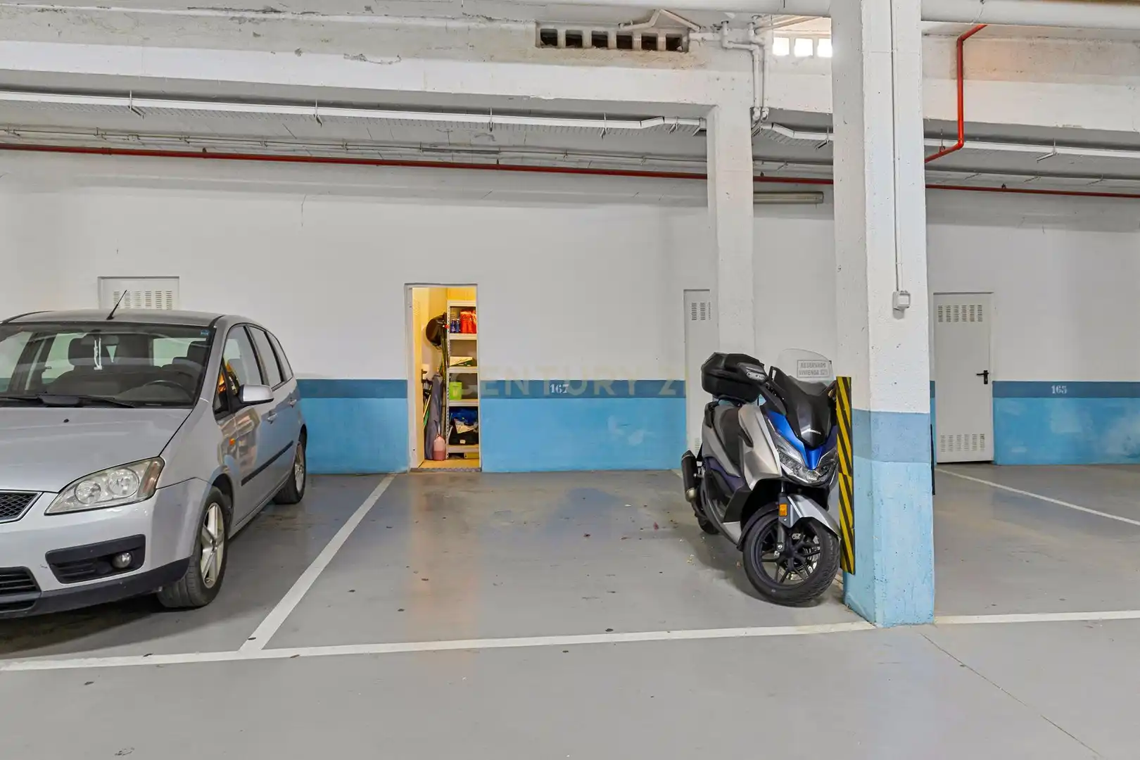 Parkplatz von Maisonette zum Verkauf in Mijas mit Klimaanlage, Privatgarten und Abstellraum