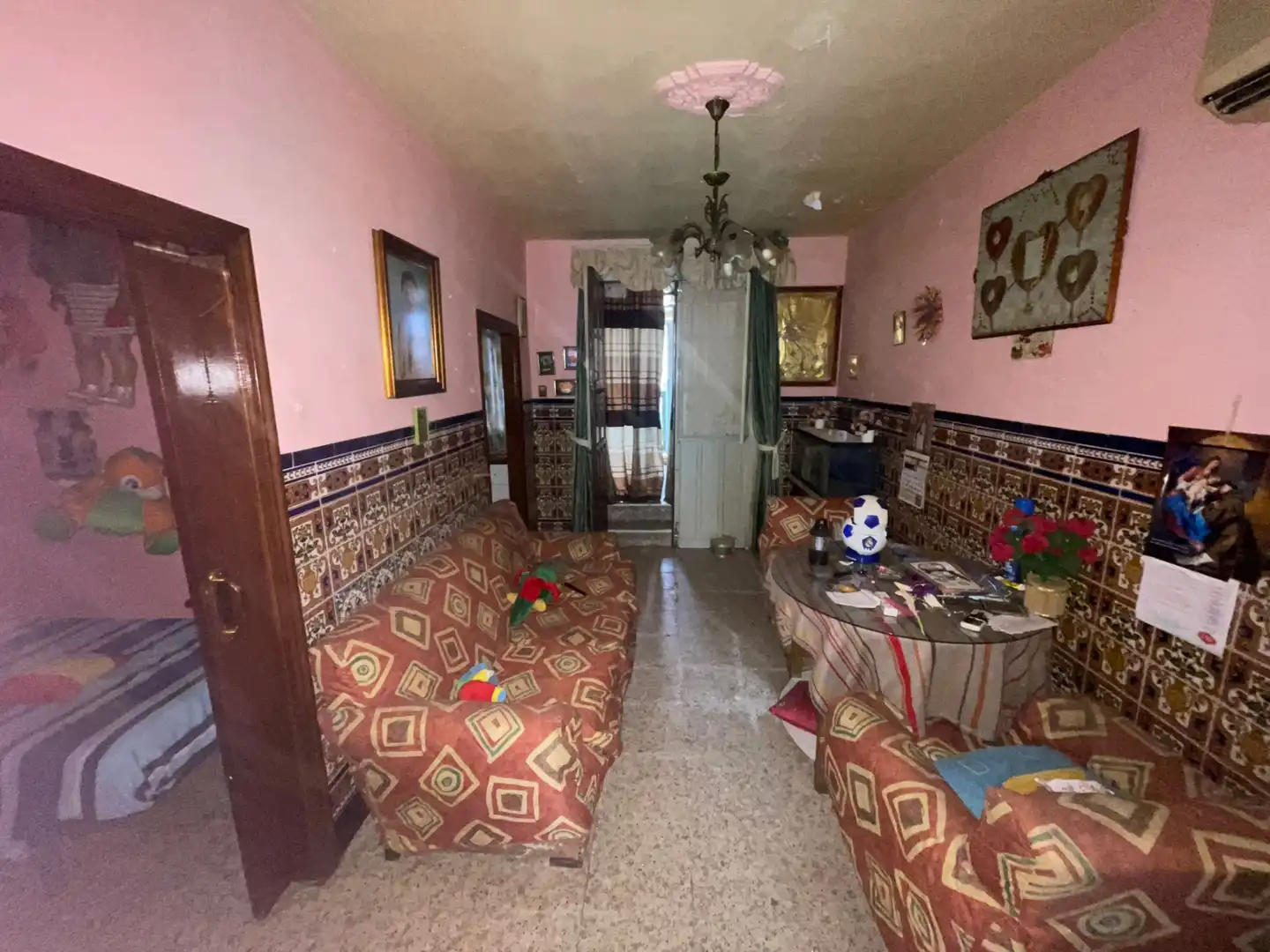 Living room of Houses for sale in Carrión de los Céspedes  with Private garden