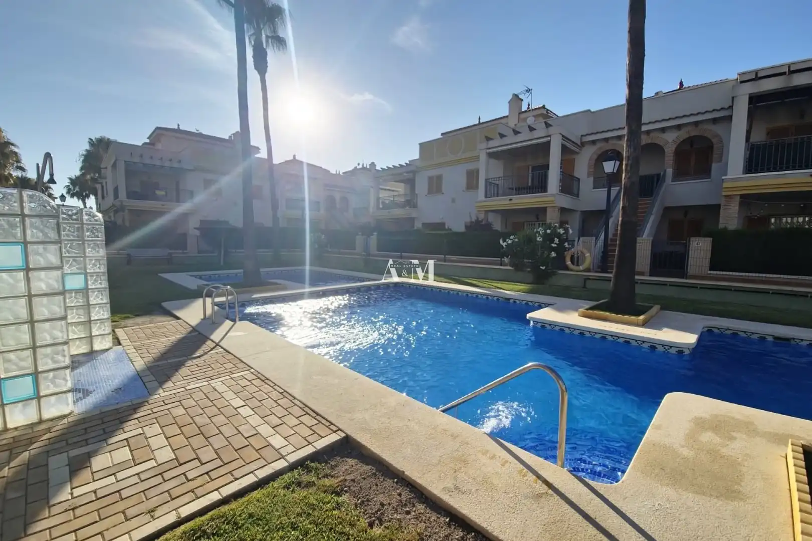 Swimming pool of Flat for rent in Daya Vieja, Alicante