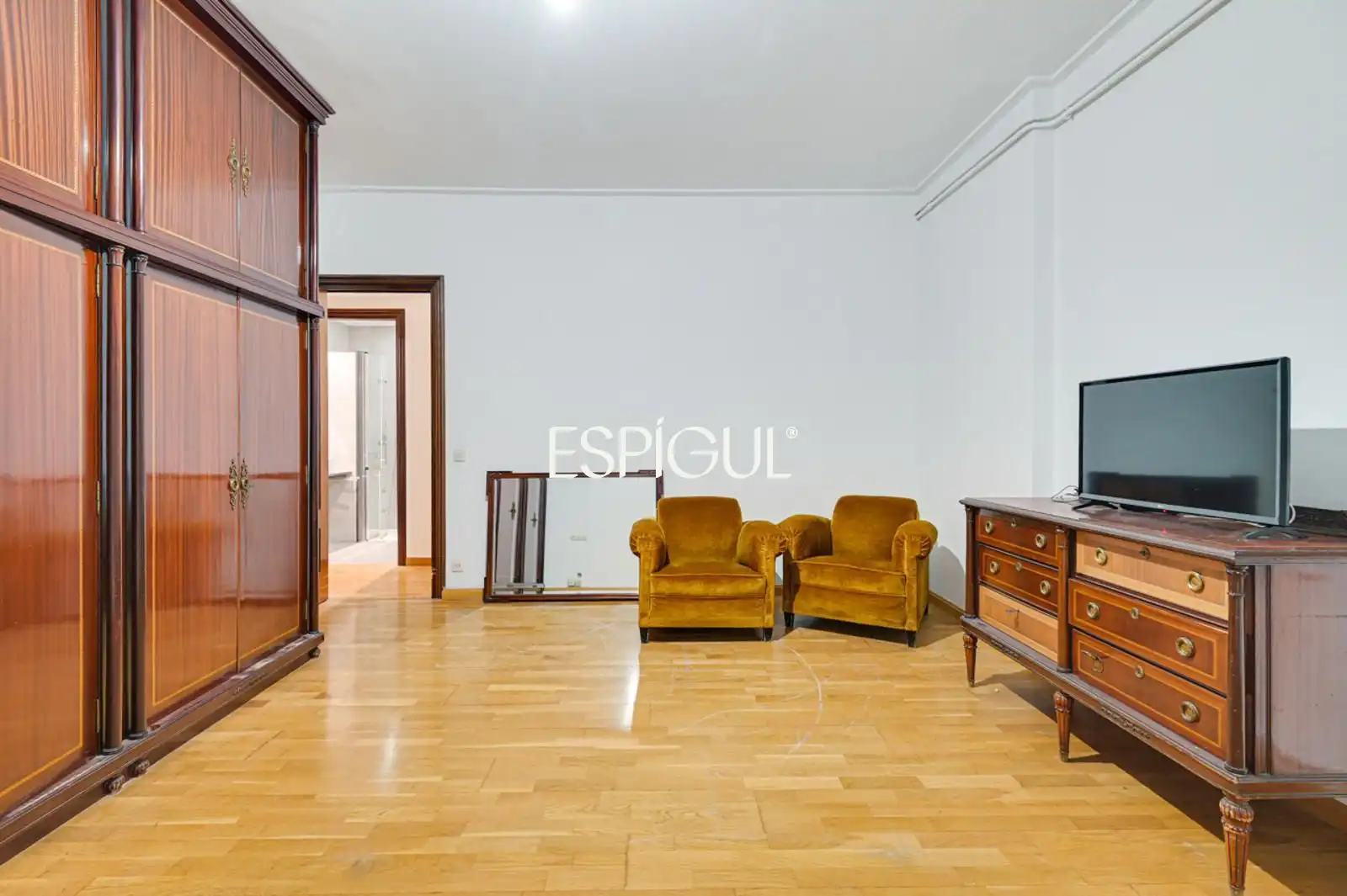 Sala de estar de Piso en venta en Barcelona con Calefacción, Parquet y Terraza