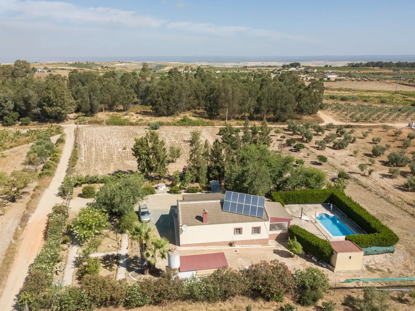 Finca rústica en venta en La Palma del Condado con Jardín privado, Terraza y Piscina