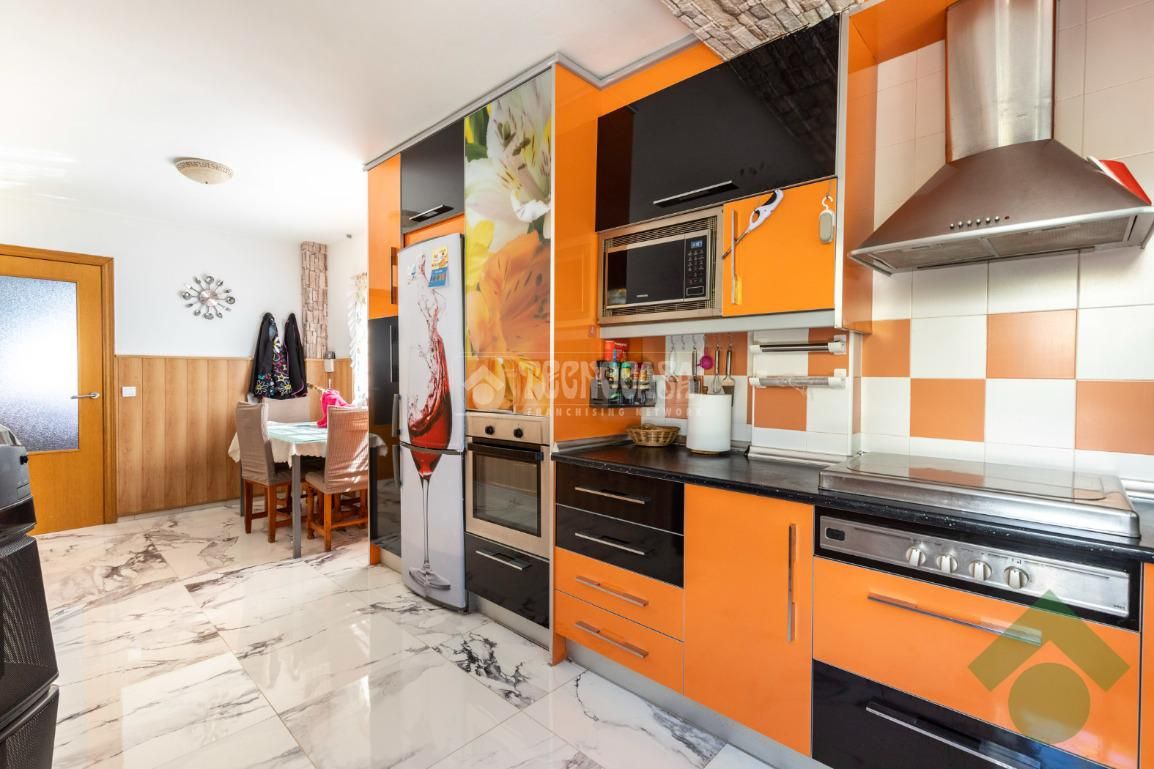 Kitchen of House or chalet for sale in Nívar  with Air Conditioner, Heating and Alarm