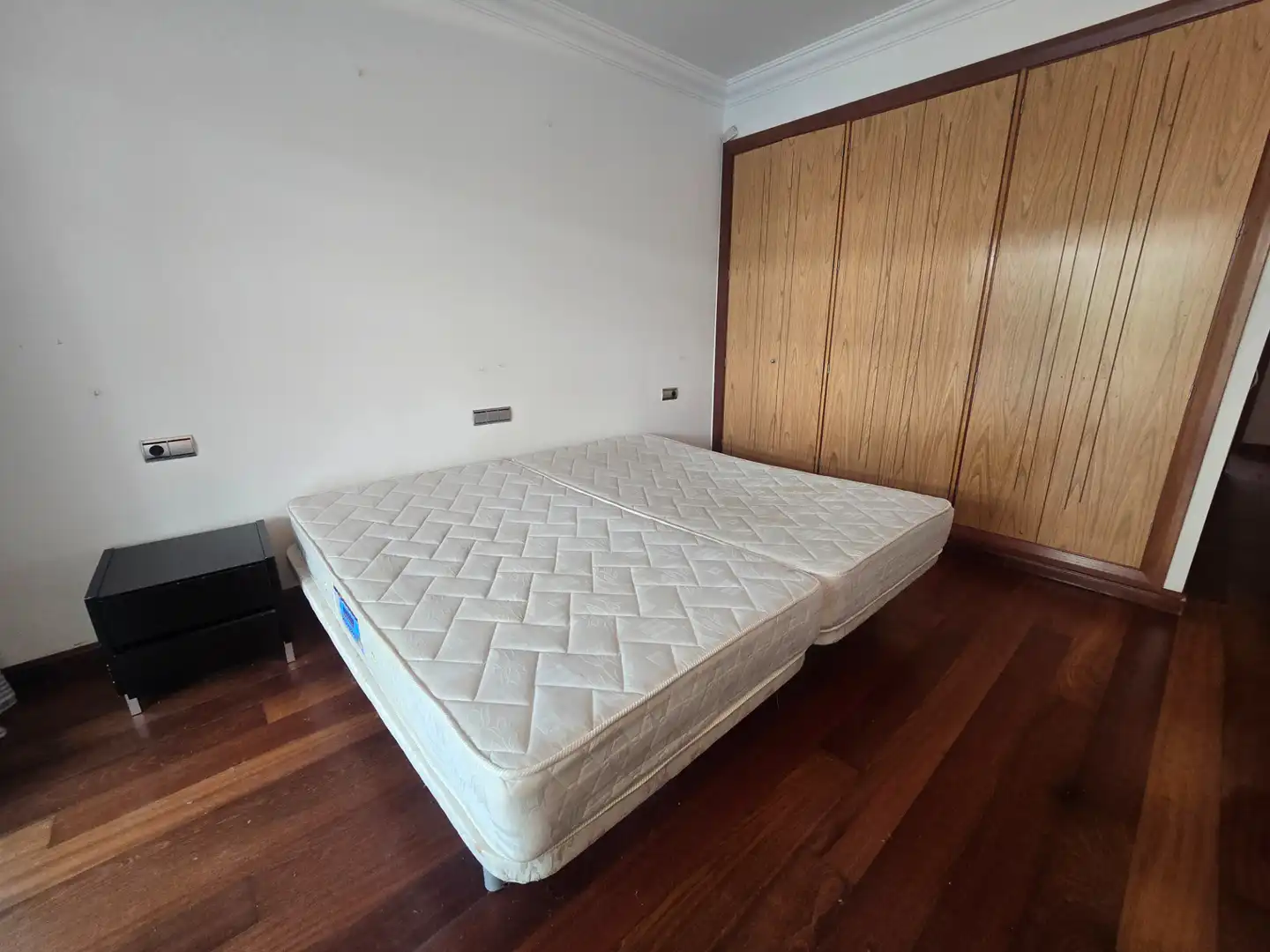 Dormitori de Apartament en venda en Marbella amb Aire condicionat, Calefacció i Jardí privat