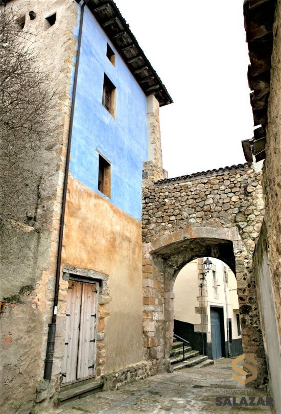 Casa adosada en venda a Calle Laín Calvo, Medina de Pomar