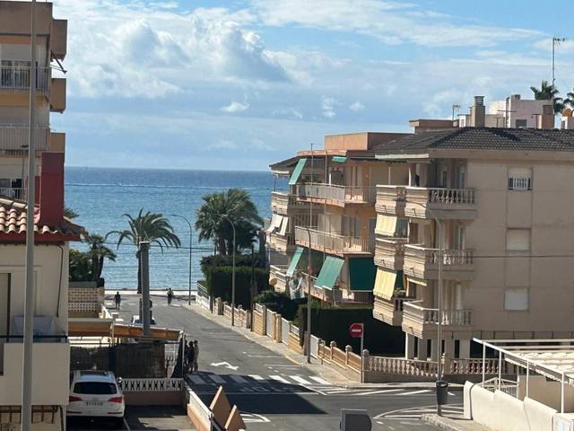 Apartamento en Alquiler en Avenida MARIBEL PEREZ OJEDA en Calas Santiago Bernabéu