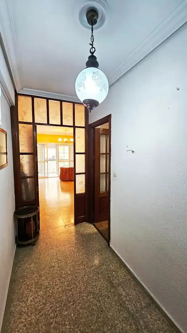 Flat for sale in Sevilla  with Air Conditioner, Terrace and Balcony