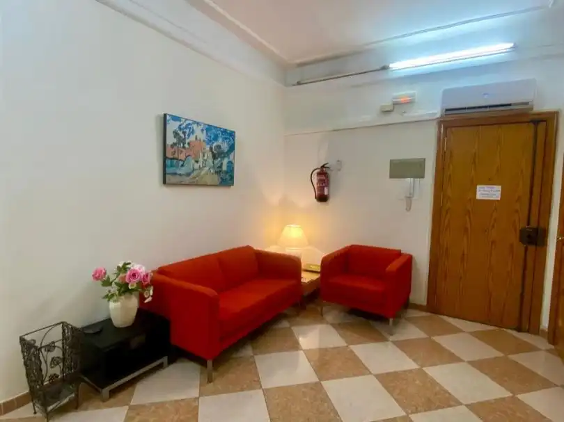 Sala de estar de Oficina de alquiler en Valencia con Aire acondicionado y Amueblado