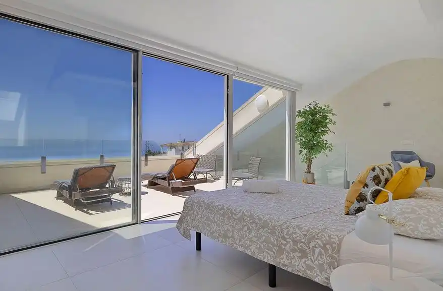 Habitación de Ático en venta en Benalmádena con Aire acondicionado, Terraza y Trastero