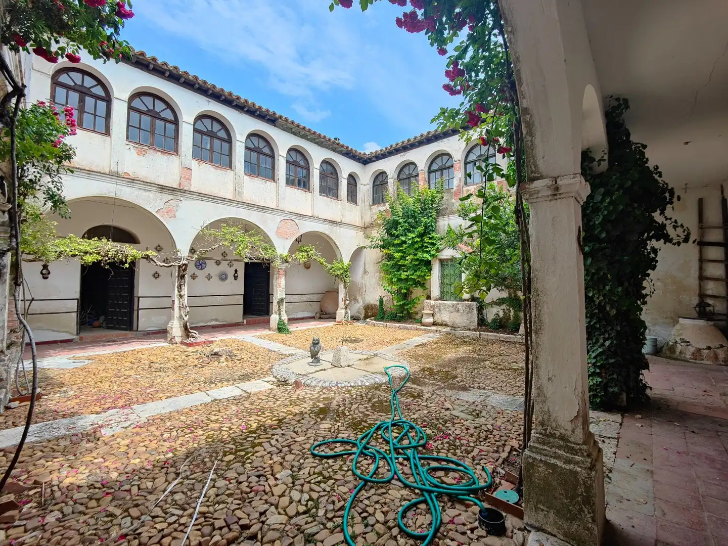 Vista exterior de Casa o chalet en venta en Nuevo Baztán con Calefacción, Jardín privado y Trastero