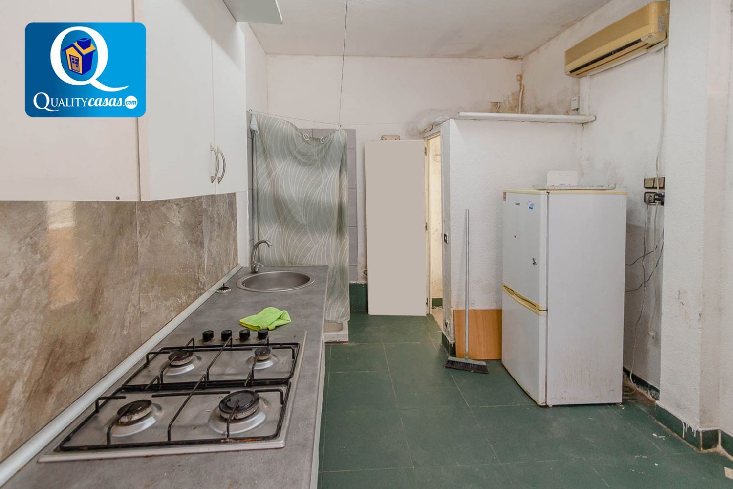 Cuina de Apartament en venda en Alicante / Alacant