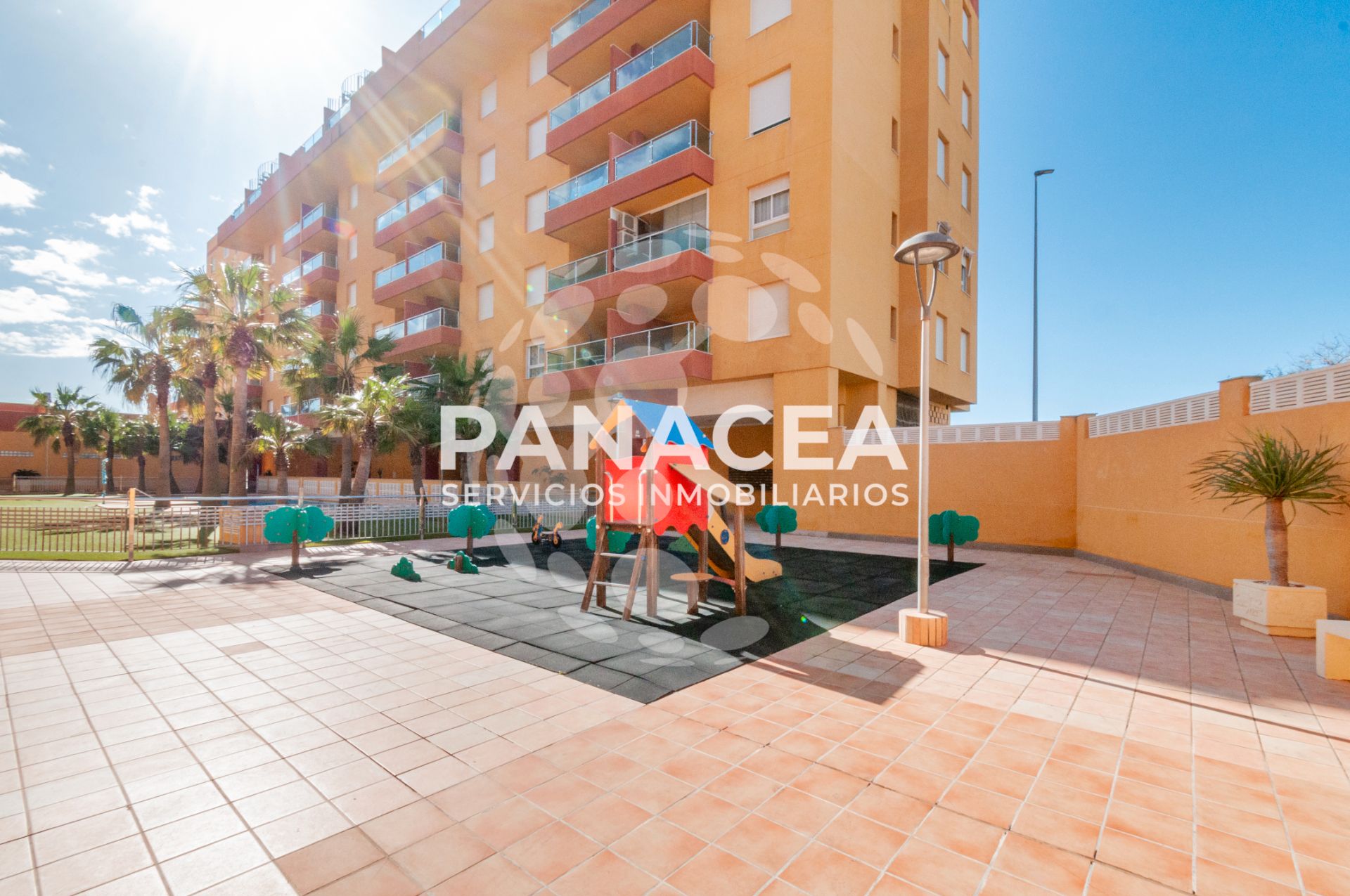 Exterior view of Study for sale in Roquetas de Mar  with Furnished, Internet and Community pool