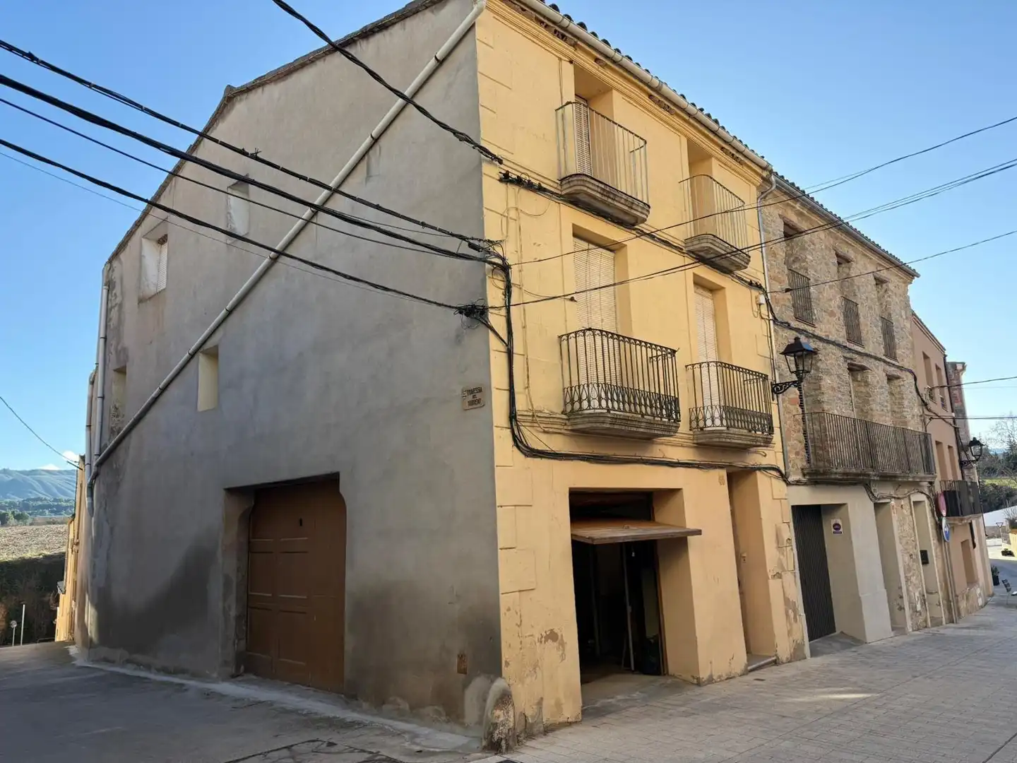 Casa amb terrassa en venda a Sant Martí de Tous