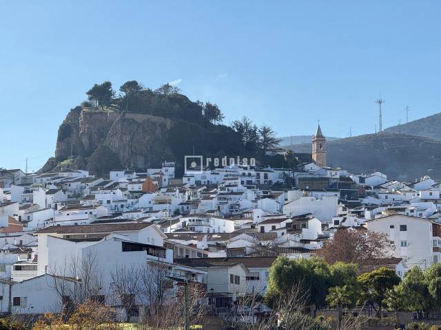 Casa-chalet en Venta en Ardales