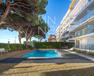 Swimming pool of Flat for sale in Sant Vicenç de Montalt  with Terrace, Storage room and Swimming Pool