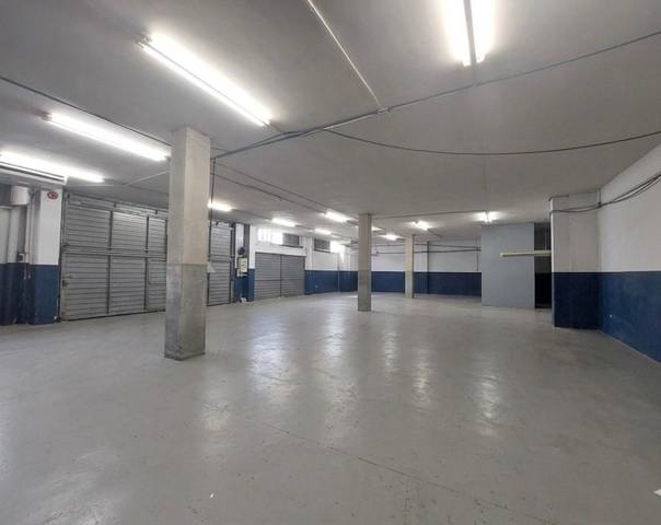 Nave industrial en Alquiler en Ca n'Alzamora