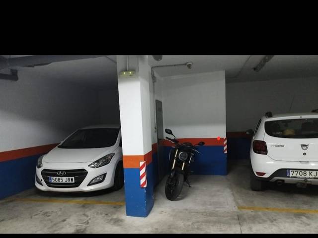 Garaje en Alquiler en Paseo de la Salud, 19 en La Florida - Parque Norte